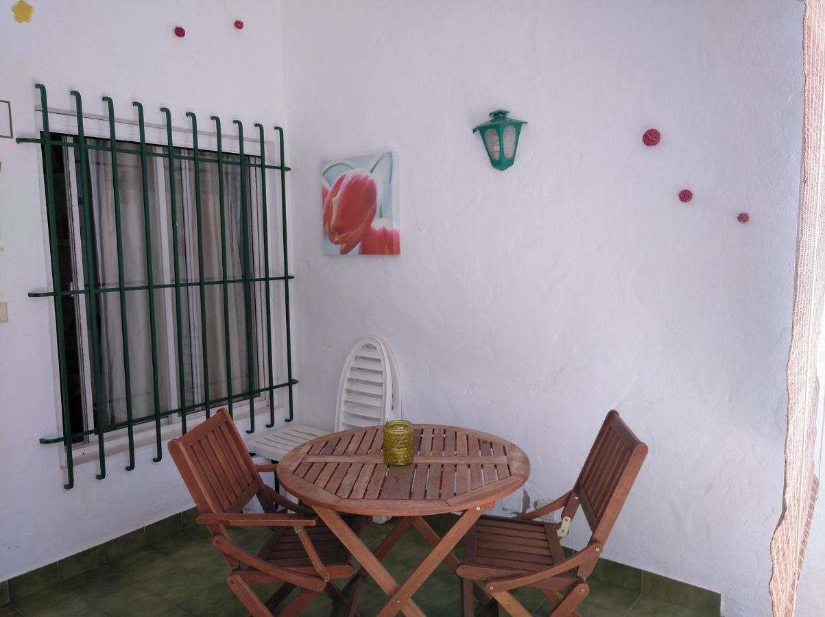 2 Calle Las Azucenas Playa Del Aguila  Exterior photo